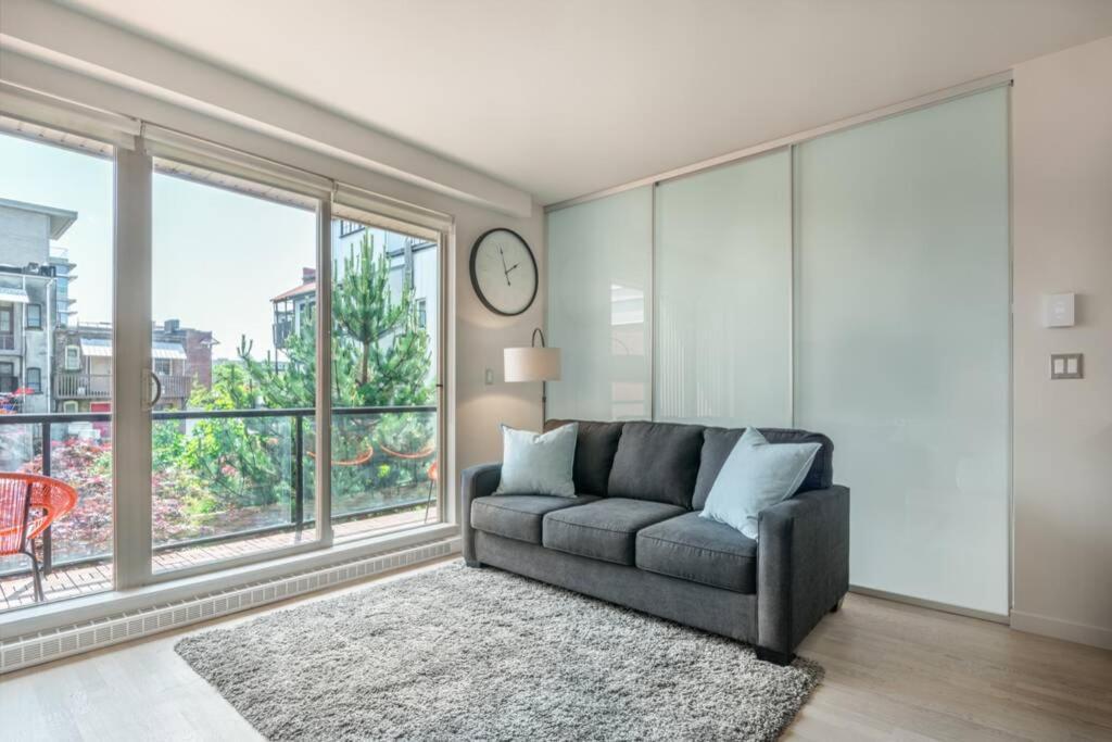 Clean 3Rd Floor Executive 1 Bedroom Apt In Old Town China Town Victoria Dış mekan fotoğraf