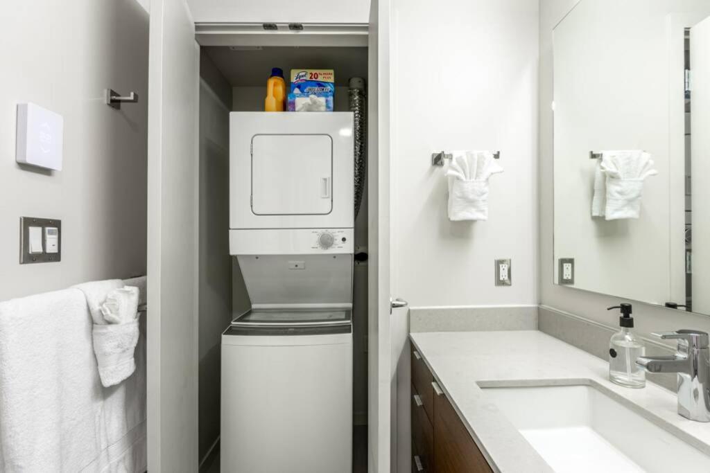 Clean 3Rd Floor Executive 1 Bedroom Apt In Old Town China Town Victoria Dış mekan fotoğraf